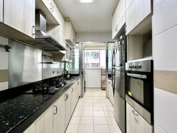 Blk 431A Vista Spring @ Yishun (Yishun), HDB 5 Rooms #595089181